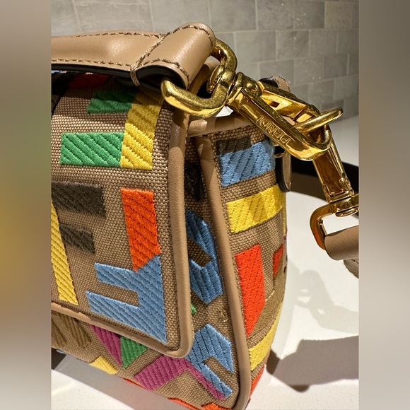 Multicolor Fendi Baguette FF Canvas Bag - Picture 5 of 15